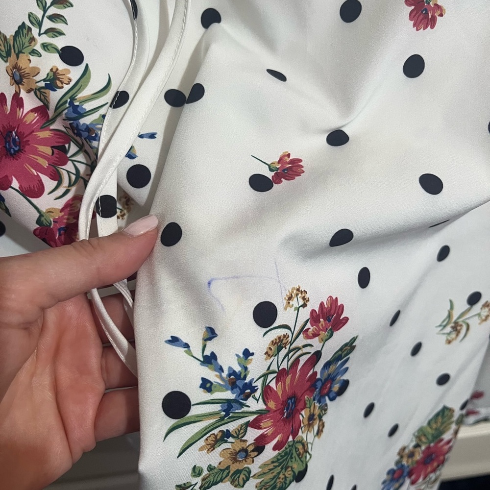 Floral Polka Dot Blouse - Picture 2 of 4